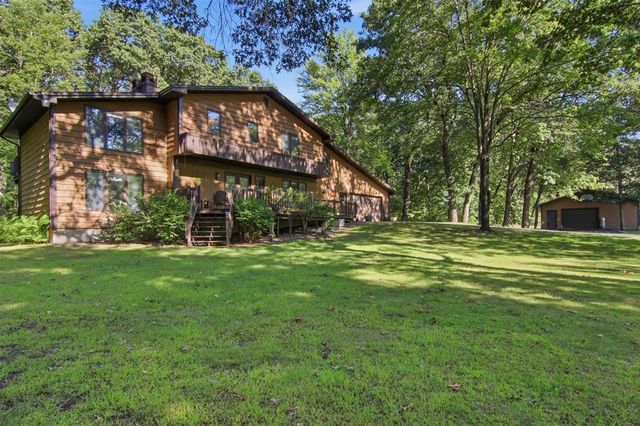 W2610 Rim Rock Road, Eau Claire, WI 54701