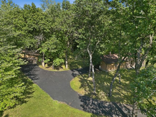 W2610 Rim Rock Road, Eau Claire, WI 54701