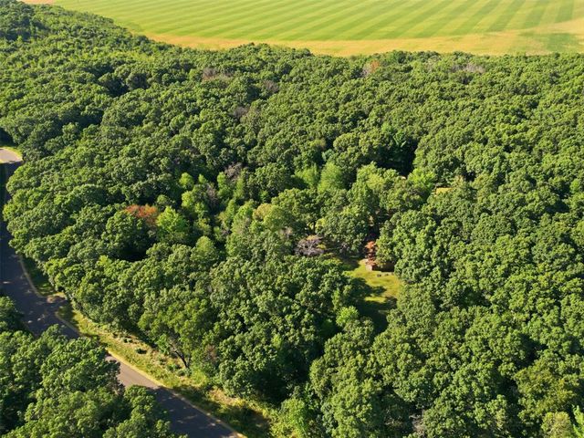 W2610 Rim Rock Road, Eau Claire, WI 54701