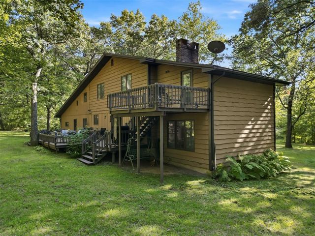 W2610 Rim Rock Road, Eau Claire, WI 54701