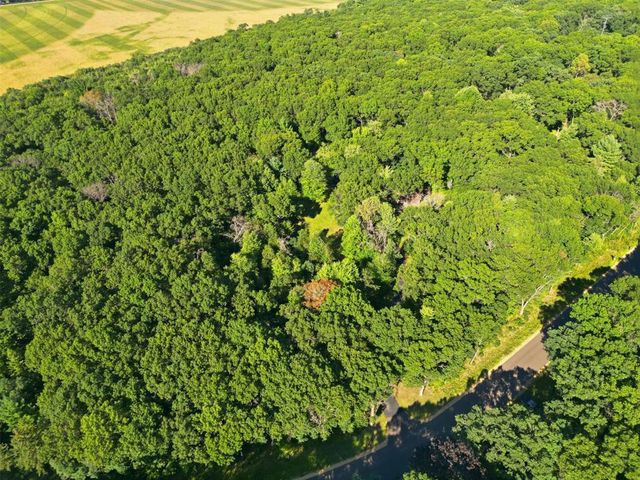 W2610 Rim Rock Road, Eau Claire, WI 54701