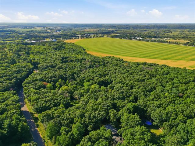 W2610 Rim Rock Road, Eau Claire, WI 54701