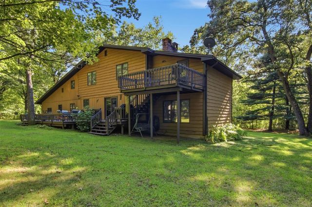 W2610 Rim Rock Road, Eau Claire, WI 54701