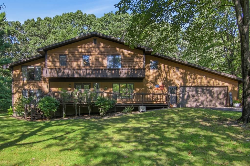 W2610 Rim Rock Road, Eau Claire, WI 54701