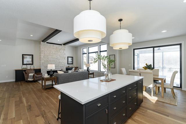 2665 Timber Oaks Road SW, Rochester, MN 55902