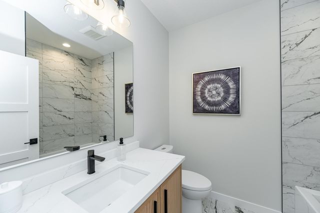 2665 Timber Oaks Road SW, Rochester, MN 55902