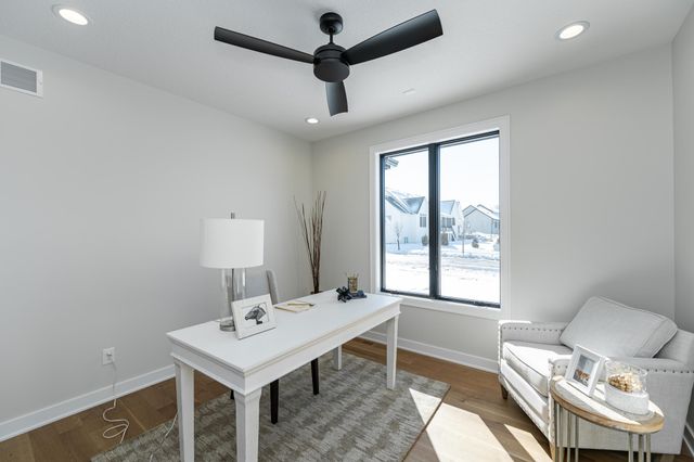 2665 Timber Oaks Road SW, Rochester, MN 55902