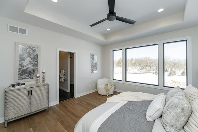 2665 Timber Oaks Road SW, Rochester, MN 55902