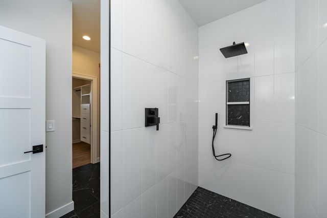 2665 Timber Oaks Road SW, Rochester, MN 55902