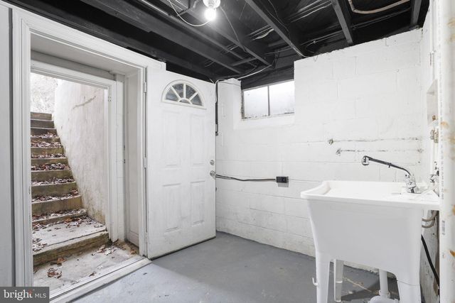 4404 MILLER RD, Wilmington, DE 19802