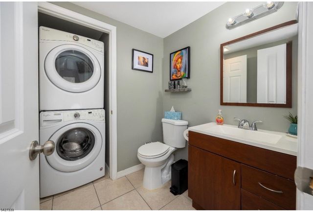 30 Signal Hill Trl, Sparta Twp., NJ 07871