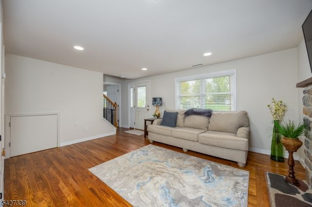 30 Signal Hill Trl, Sparta Twp., NJ 07871