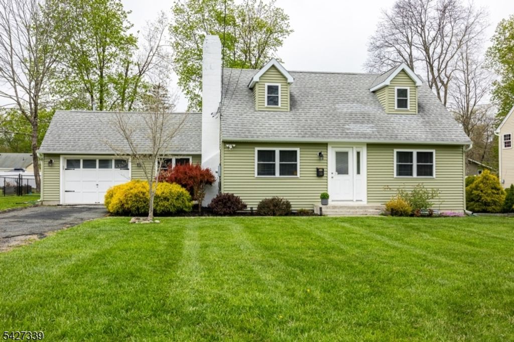 30 Signal Hill Trl, Sparta Twp., NJ 07871