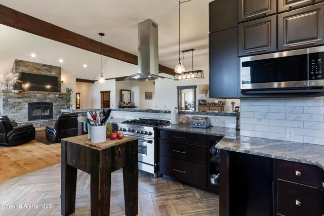 1010 Mc Quade Gulch Dr, Clark Fork, ID 83811