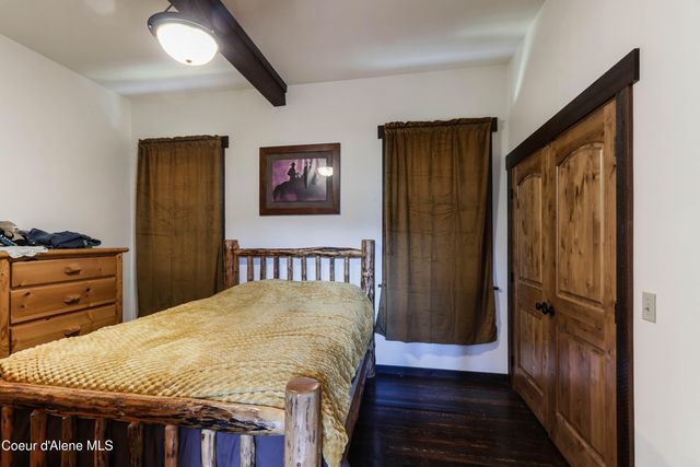 1010 Mc Quade Gulch Dr, Clark Fork, ID 83811