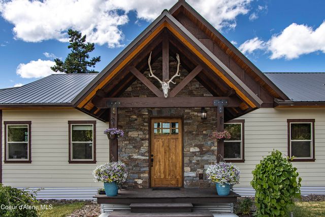 1010 Mc Quade Gulch Dr, Clark Fork, ID 83811