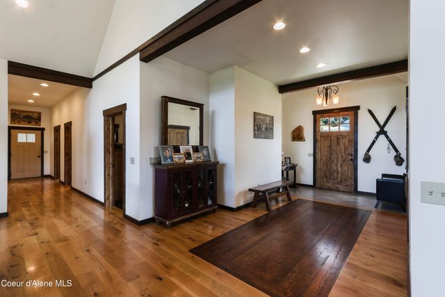 1010 Mc Quade Gulch Dr, Clark Fork, ID 83811