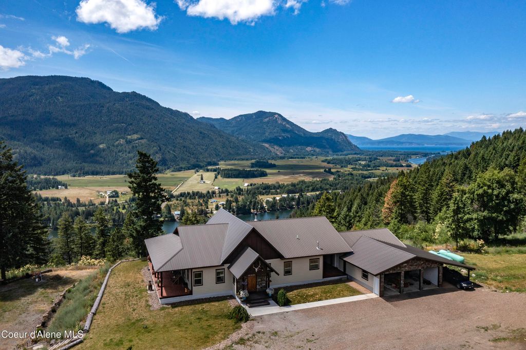 1010 Mc Quade Gulch Dr, Clark Fork, ID 83811