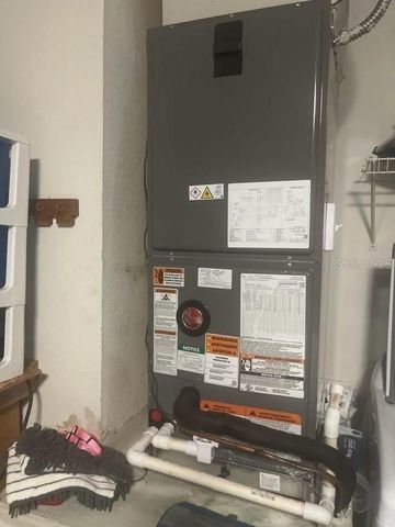 1207 LAKE BLUE CIRCLE, Apopka, FL 32703