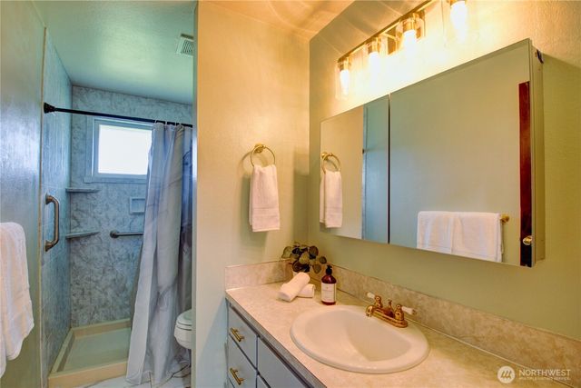 908 S 20th, Mount Vernon, WA 98274