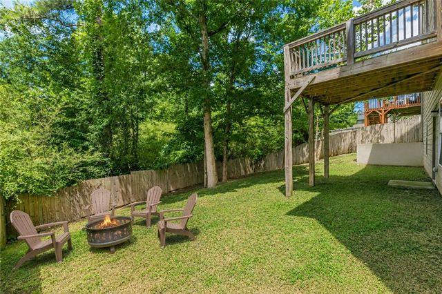 102 S Fortune Way, Dallas, GA 30157