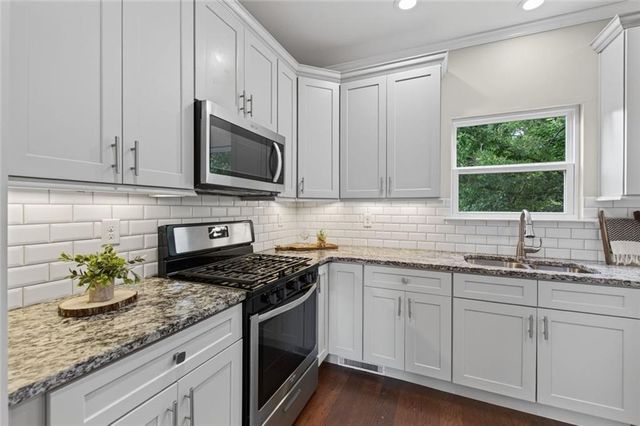 102 S Fortune Way, Dallas, GA 30157
