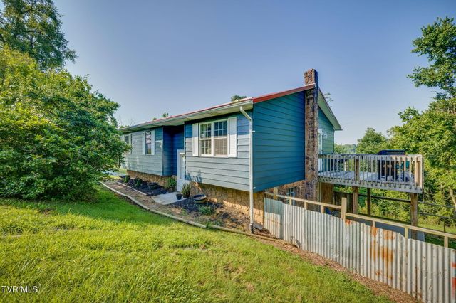250 Riggs Road, Watauga, TN 37694
