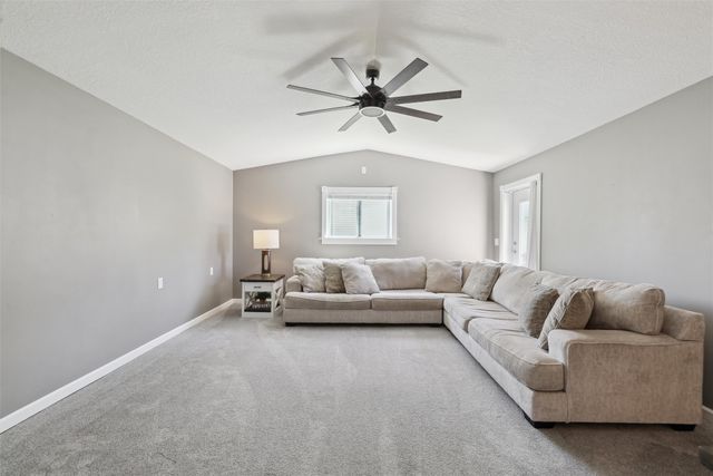 5809 NW 92nd Court, Johnston, IA 50131