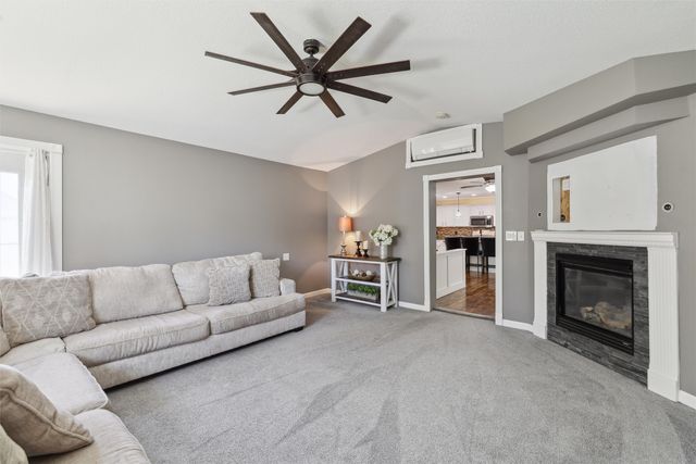 5809 NW 92nd Court, Johnston, IA 50131