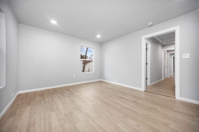 811 Ogden Street 813, Jasper, TX 75951