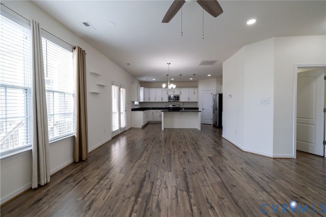 8995 Ringview Dr, Mechanicsville, VA 23116