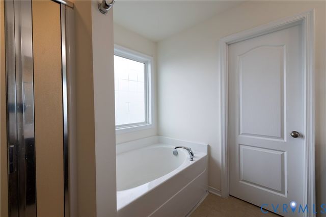 8995 Ringview Dr, Mechanicsville, VA 23116