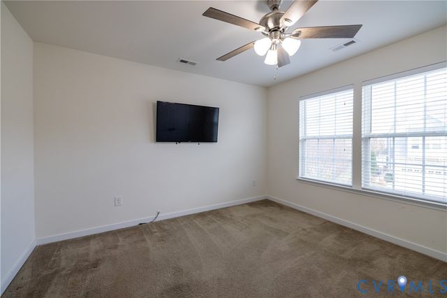 8995 Ringview Dr, Mechanicsville, VA 23116