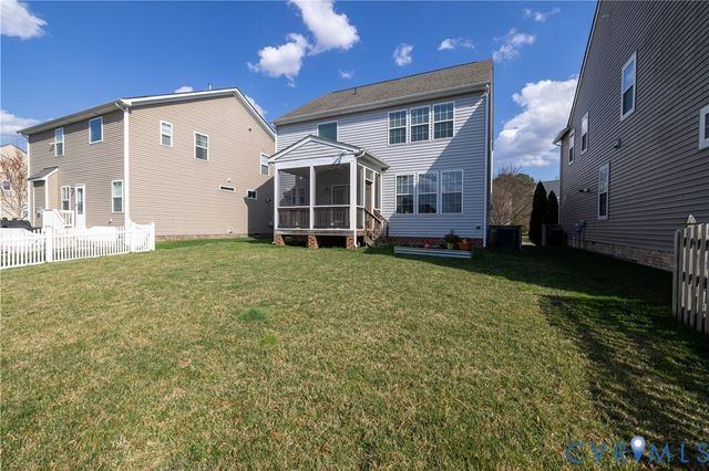 8995 Ringview Dr, Mechanicsville, VA 23116