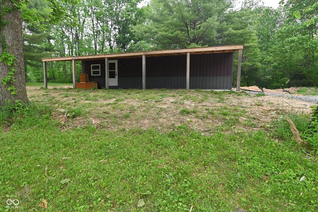 4843 Cunot Cataract Road, Poland, IN 47868
