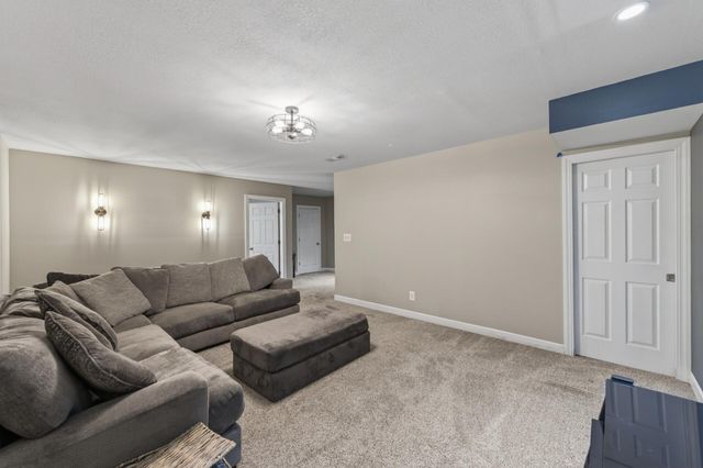 6102 146th Avenue NW, Ramsey, MN 55303