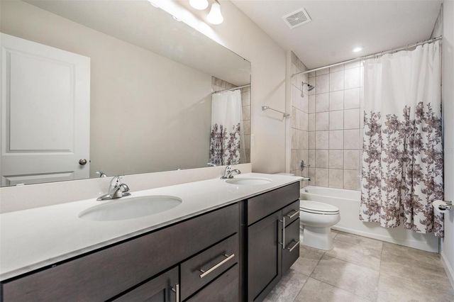 35656 QUARTZ LAKE DRIVE, Zephyrhills, FL 33541