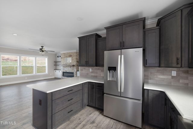 314 Old White Top Road, Bluff City, TN 37618