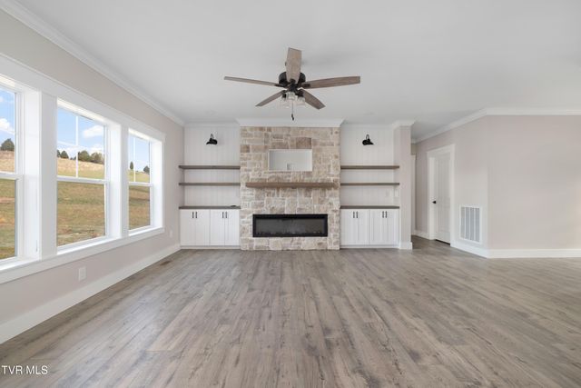 314 Old White Top Road, Bluff City, TN 37618