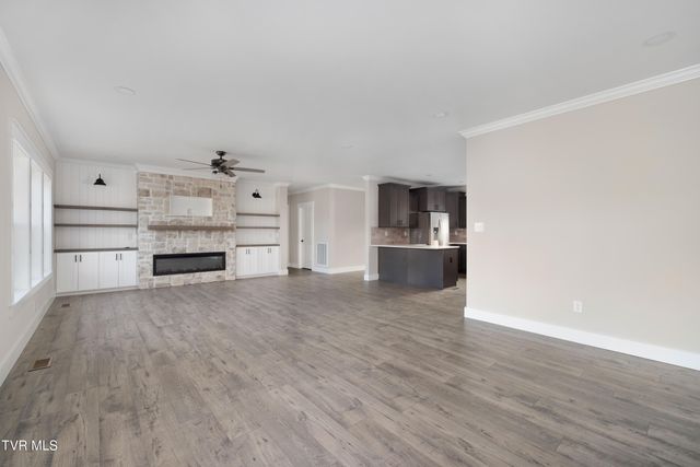 314 Old White Top Road, Bluff City, TN 37618