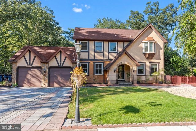 3 EASTWOOD CT, Voorhees, NJ 08043