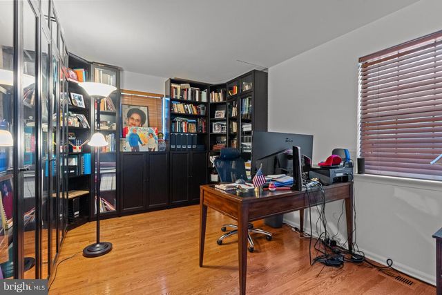 3 EASTWOOD CT, Voorhees, NJ 08043