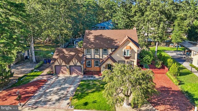 3 EASTWOOD CT, Voorhees, NJ 08043