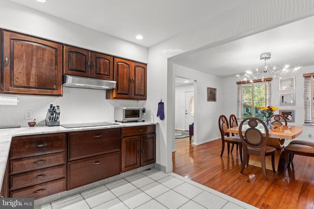 3 EASTWOOD CT, Voorhees, NJ 08043