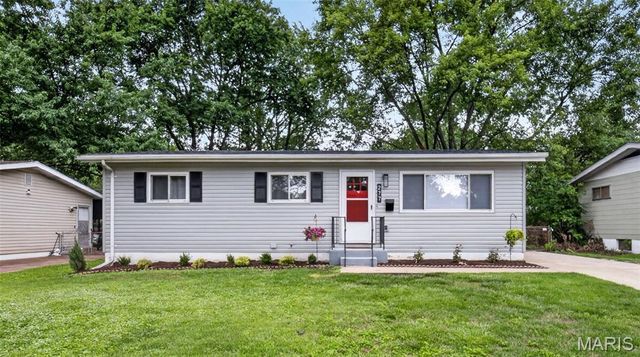 277 Dashwood Drive, Ferguson, MO 63135