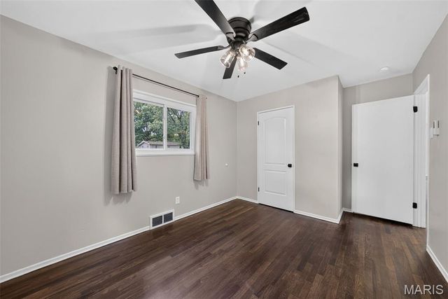 277 Dashwood Drive, Ferguson, MO 63135