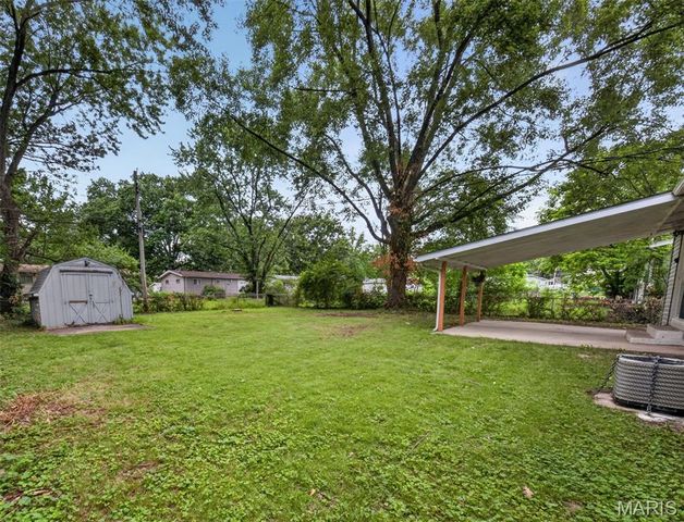 277 Dashwood Drive, Ferguson, MO 63135