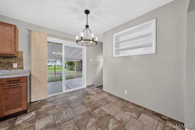 277 Dashwood Drive, Ferguson, MO 63135