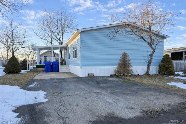 455 Chestnut Drive, Lockport Town, NY 14094