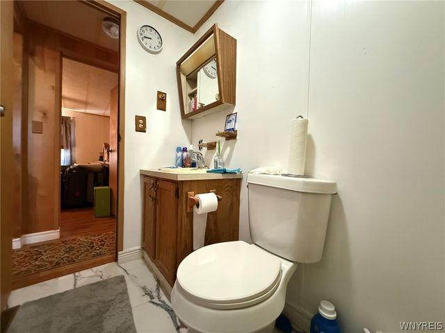 455 Chestnut Drive, Lockport Town, NY 14094